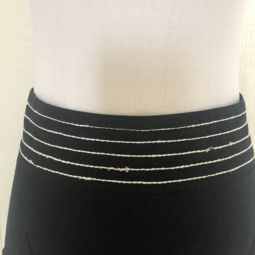 STITCHES OUT A. LINE SKIRT. - Picture 2 of 8